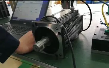 Factory Price Low Speed 12V 24V 48V 200watt 400W Waterproof BLDC Servo Motor for Electric Liting Cars Agv, Automated Robot/ /Logistics Shuttle Vehicles 